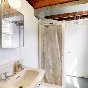 Photo #27 of 7135 Suncrest Drive, Lynchburg, VA 0.4 acres