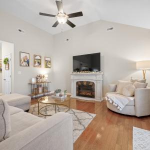 Photo #12 of 208 Stratford Place, Madison Heights, VA 0.4 acres