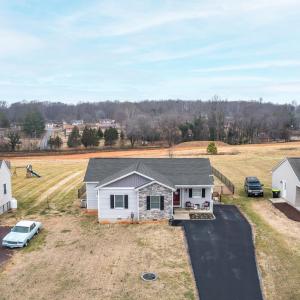 Photo #4 of 208 Stratford Place, Madison Heights, VA 0.4 acres