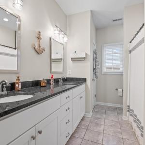 Photo #25 of 208 Stratford Place, Madison Heights, VA 0.4 acres