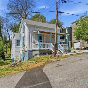 Photo #2 of 307 F Street, Lynchburg, VA 0.1 acres