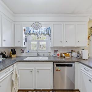 Photo #14 of 3640 Willow Lawn Drive, Lynchburg, VA 0.3 acres