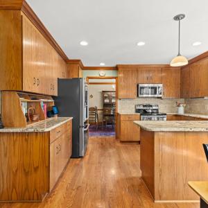 Photo #15 of 1933 Royal Oak Drive, Lynchburg, VA 1.3 acres