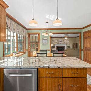 Photo #21 of 1933 Royal Oak Drive, Lynchburg, VA 1.3 acres