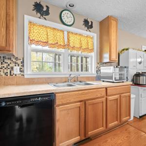 Photo #18 of 7810 Blue Ridge Dr, Hurt, VA 14.0 acres