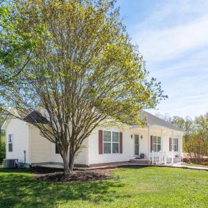 Photo #2 of 7810 Blue Ridge Dr, Hurt, VA 14.0 acres