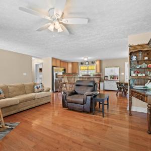 Photo #14 of 7810 Blue Ridge Dr, Hurt, VA 14.0 acres