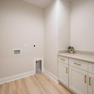 Photo #18 of 1121 Live Oak Court, Forest, VA 0.5 acres