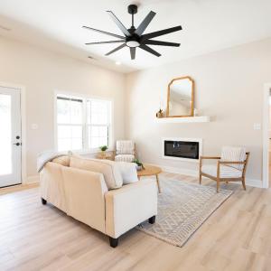 Photo #12 of 1121 Live Oak Court, Forest, VA 0.5 acres