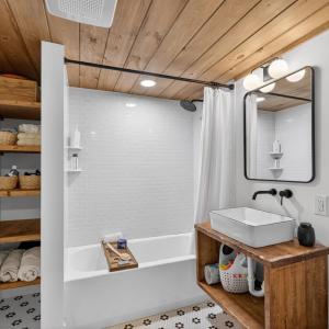 Photo #6 of 1086 Meadow Drive, Appomattox, VA 9.5 acres