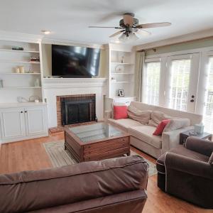 Photo #16 of 100 Jameson Court, Lynchburg, VA 1.6 acres