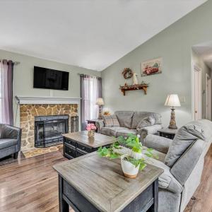 Photo #6 of 1681 Diamond Hill Road, Moneta, VA 1.2 acres