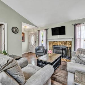 Photo #7 of 1681 Diamond Hill Road, Moneta, VA 1.2 acres