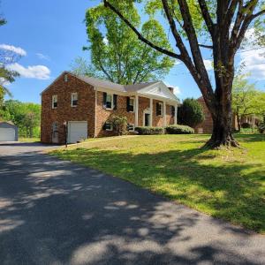 Photo #17 of 440 Kirkley Circle, Lynchburg, VA 0.5 acres
