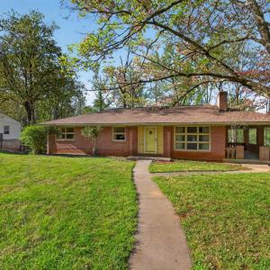 Photo #22 of 2134 Woodcrest Drive, Lynchburg, VA 0.9 acres