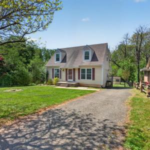 Photo #3 of 6308 Pawnee Drive, Lynchburg, VA 0.4 acres