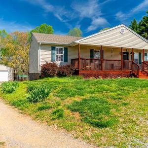 Photo #38 of 2305 Smith Mountain Lake Parkway, Huddleston, VA 1.0 acres