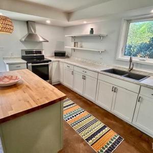 Photo #25 of 110 Lemon Drive, Lynchburg, VA 0.7 acres