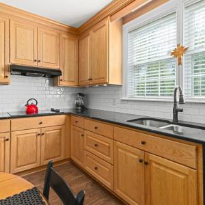 Photo #13 of 1509 Savoy Pl, Lynchburg, VA 0.7 acres