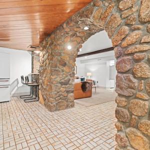 Photo #39 of 2206 Timberlake Drive, Lynchburg, VA 0.5 acres