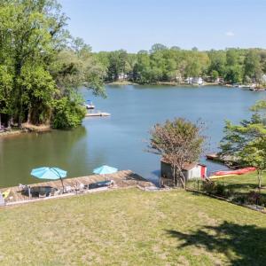 Photo #2 of 2206 Timberlake Drive, Lynchburg, VA 0.5 acres