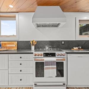 Photo #32 of 2206 Timberlake Drive, Lynchburg, VA 0.5 acres