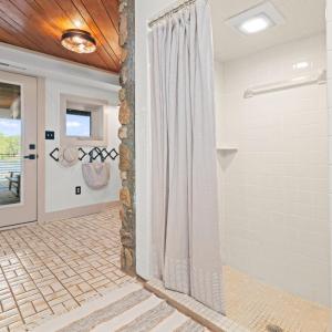 Photo #78 of 2206 Timberlake Drive, Lynchburg, VA 0.5 acres