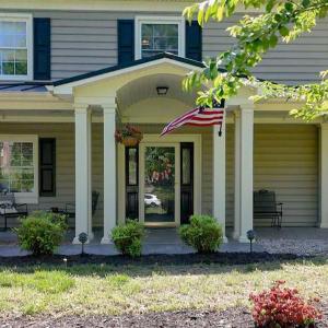 Photo #2 of 4717 locksview Road, Lynchburg, VA 0.7 acres