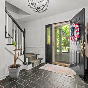 Photo #6 of 4717 locksview Road, Lynchburg, VA 0.7 acres