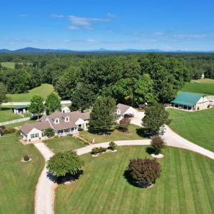 Photo #1 of 1147 Union Church Road, Gladstone, VA 42.1 acres