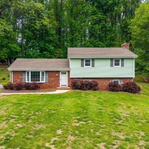 Photo #1 of 195 Wellington Drive, Lynchburg, VA 0.5 acres