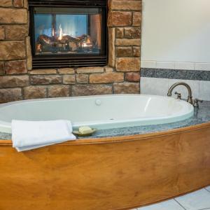 Photo #53 of 1389 South Oak Lawn Drive, Forest, VA 1.6 acres