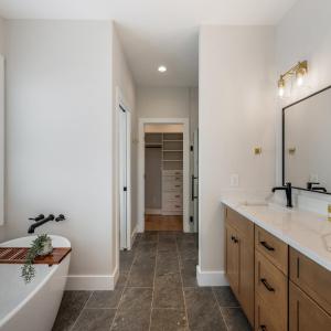 Photo #18 of 719 Elmwood Ave, Lynchburg, VA 0.4 acres