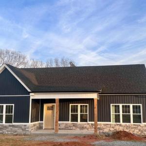 This picture is from a previous build of the same floorplan. Some finishes and colors may vary.