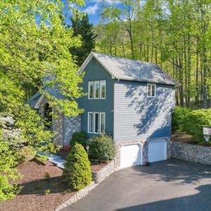 Photo #2 of 662 Stayman Road, Roanoke, VA 0.6 acres