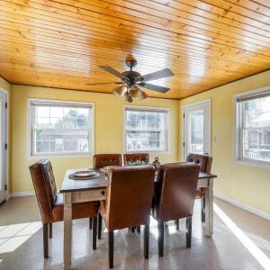 Photo #16 of 220 Maple Hills Drive, Lynchburg, VA 0.4 acres