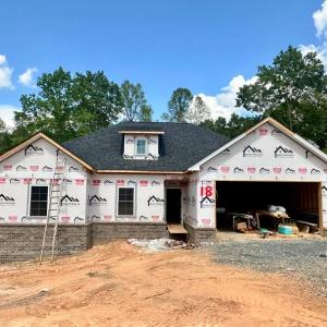 Photo #1 of 18 Somerset Drive, Appomattox, VA 2.1 acres