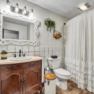 Photo #28 of 2210 Isle of Pines Drive, Moneta, VA 1.0 acres