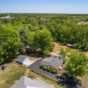 Photo #6 of 1659 Shady Knoll Avenue, Bedford, VA 0.5 acres