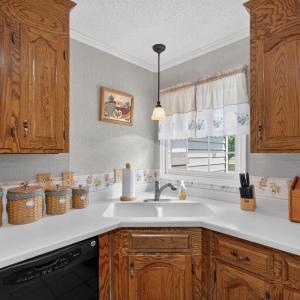 Photo #8 of 414 Holly Hills Drive, Altavista, VA 0.7 acres