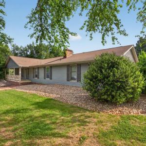 Photo #48 of 414 Holly Hills Drive, Altavista, VA 0.7 acres