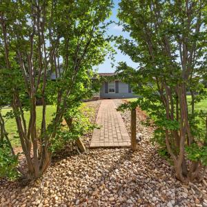 Photo #47 of 414 Holly Hills Drive, Altavista, VA 0.7 acres
