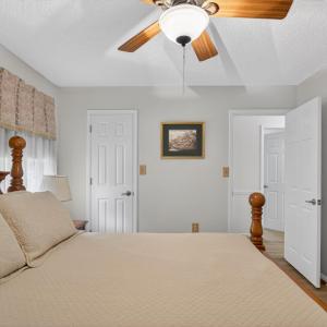 Photo #22 of 414 Holly Hills Drive, Altavista, VA 0.7 acres