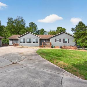 Photo #55 of 414 Holly Hills Drive, Altavista, VA 0.7 acres