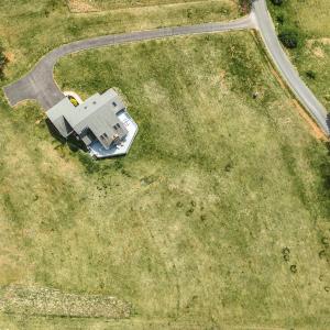 Photo #26 of 3453 Roaring Run Road, Goode, VA 2.6 acres