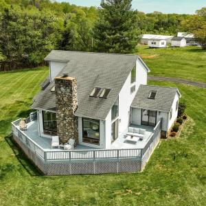 Photo #8 of 3453 Roaring Run Road, Goode, VA 2.6 acres