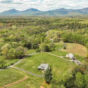 Photo #29 of 3453 Roaring Run Road, Goode, VA 2.6 acres