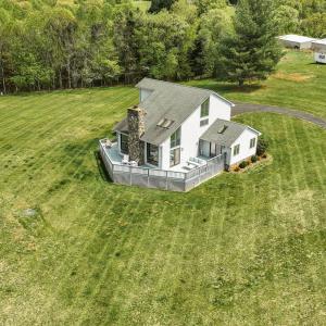 Photo #18 of 3453 Roaring Run Road, Goode, VA 2.6 acres