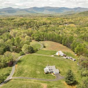 Photo #28 of 3453 Roaring Run Road, Goode, VA 2.6 acres