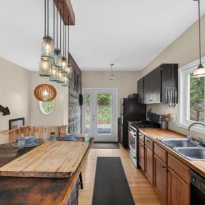 Photo #5 of 1176 Leesville Lake Drive, Pittsville, VA 5.0 acres